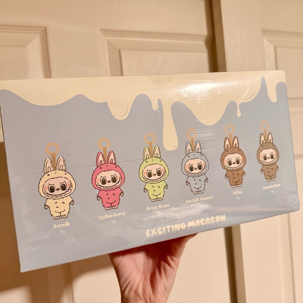 BNIB The Monsters Exciting Macaron Vinyl Face Blind Box Whole Set - Picture 3 of 8